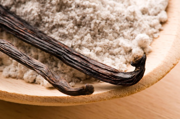 vanilla beans with aromatic sugar