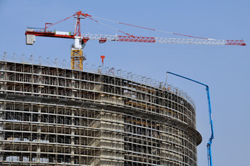 milano expo grattacielo moderno costruzione