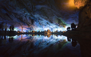 chine,guillin : grotte de la flute aux roseaux