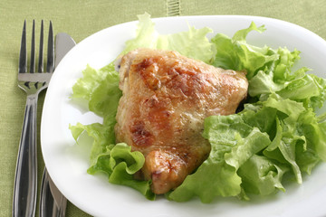 fried chicken with lettuce