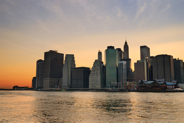 Fototapeta na wymiar New York City sunset