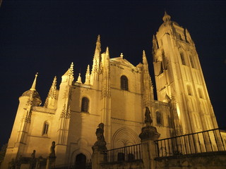 Catedral de Segovia por la noche