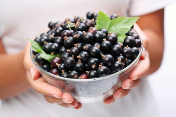 Crockery with black currant.