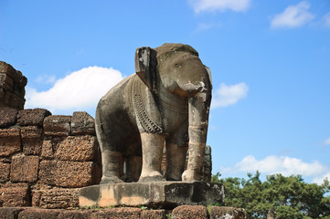 Fototapeta na wymiar Starożytna rze¼ba słonia, Siem Reap, Kambodża.