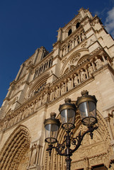 Fototapeta na wymiar Notre-Dame
