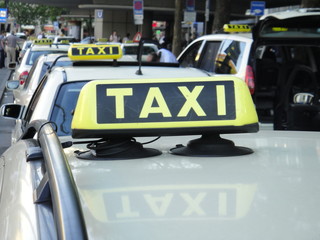 Taxi
