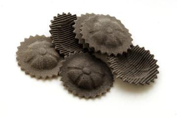 Cappellacci neri