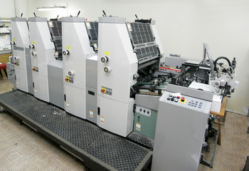 Offset machine