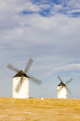 Fototapeta premium windmills, Campo de Criptana, Castile-La Mancha, Spain