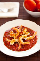 shrimp roasted with fried tomato
