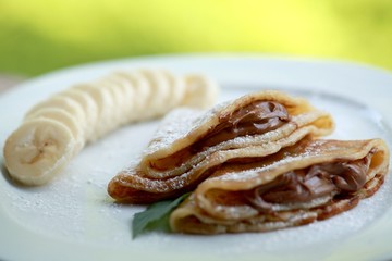 Vollkornpfannkuchen mit Nougatcreme
