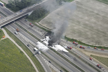 Brand auf Autobahn