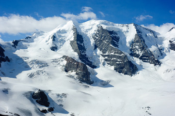 Fototapeta na wymiar Piz Palu with Moteratsch glacier