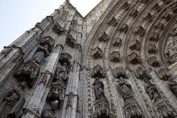 Obraz premium Detalle puerta catedral de Sevilla
