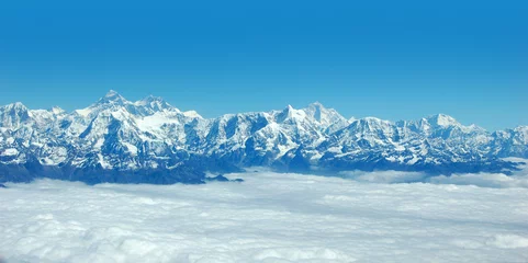 Glasschilderij Mount Everest Panoramic view of Himalayas and Mount Everest