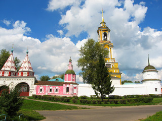 Fototapeta na wymiar Suzdal, Rizopolozhenskiy monastery, Russia