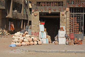 Small egyptian pottery manufacture
