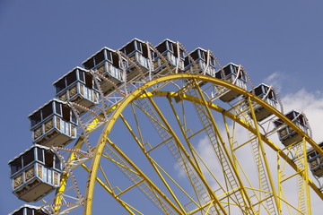 Riesenrad auf einem Volksfest