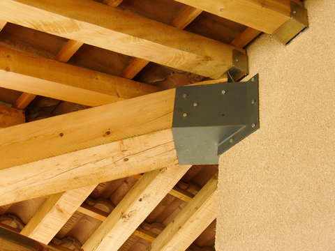 charpente et système d'accroche