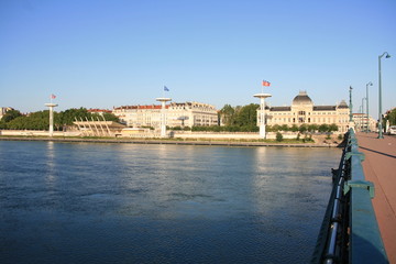 Obraz premium vue sur le rhône