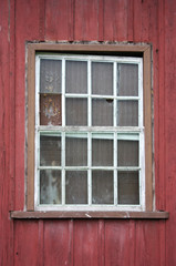 Fototapeta na wymiar Rustic okno