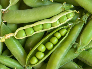 Vegetables  peas  fresh