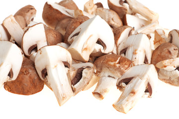 Haufen von gehackten Champignons