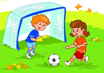 Crédence de cuisine en verre imprimé Foot Le petit garçon et la fille jouent au football