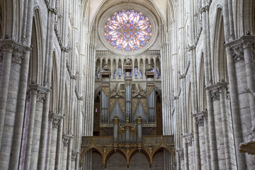 france; amiens; cathédrâle : intérieur; orgue