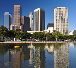 Fototapeta na wymiar Los Angeles Skyline i refleksji
