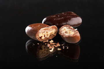 almonds in the chocolate
