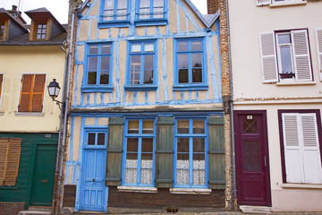 france; amiens; quartier; cathédrâle : vieille ville; maison à c