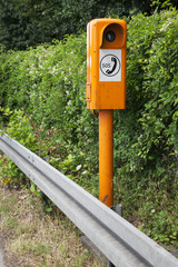notrufs&auml;ule an der autobahn