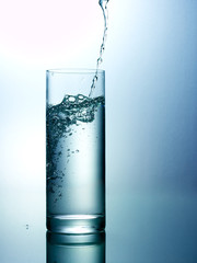 Wasserglas 10