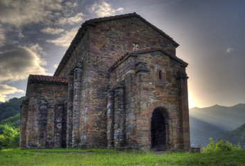 Iglesia en la montaña.