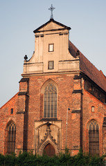 Fototapeta na wymiar Fasada kościoła gotyckiego