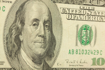 100 dollars