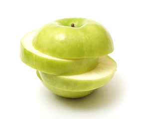 Fototapeta na wymiar sliced apples isolated on white background