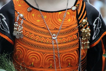 costume traditionnel breton,bigoudenne,finistère,bretagne