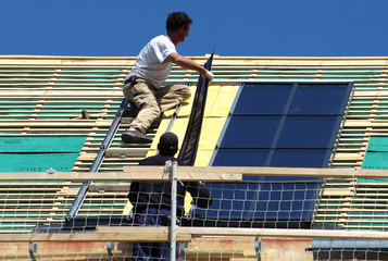 pose de panneaux solaires