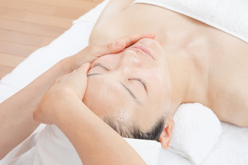 エステ　Head massage