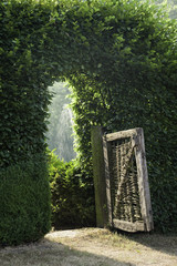 Altes Gartentor zum Bauerngarten © Klaus Kaulitzki