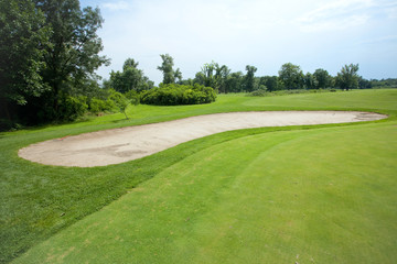 golf sand bunker