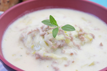 Käsesuppe