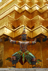 Giant raising pagoda