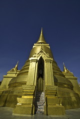 gold pagoda