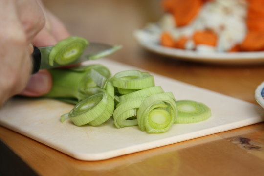 Lauch schneiden - Cutting leek