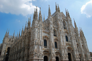 Fototapeta premium Duomo Cathedral exterior, Milan, Italy