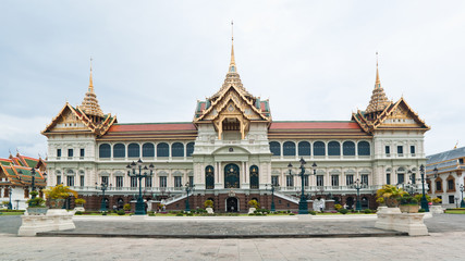 Fototapeta na wymiar Panorama of Chakri Maha Prasat Hall