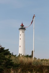 Leuschturm Lyngvig mit Fahne